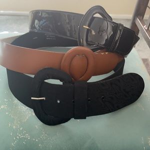 COPY - LOT OF 2 vintage belts 1 large 1 medium